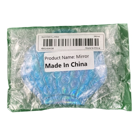 Blue Holographic Sea Shell Compact Mirror - Picture 12 of 16